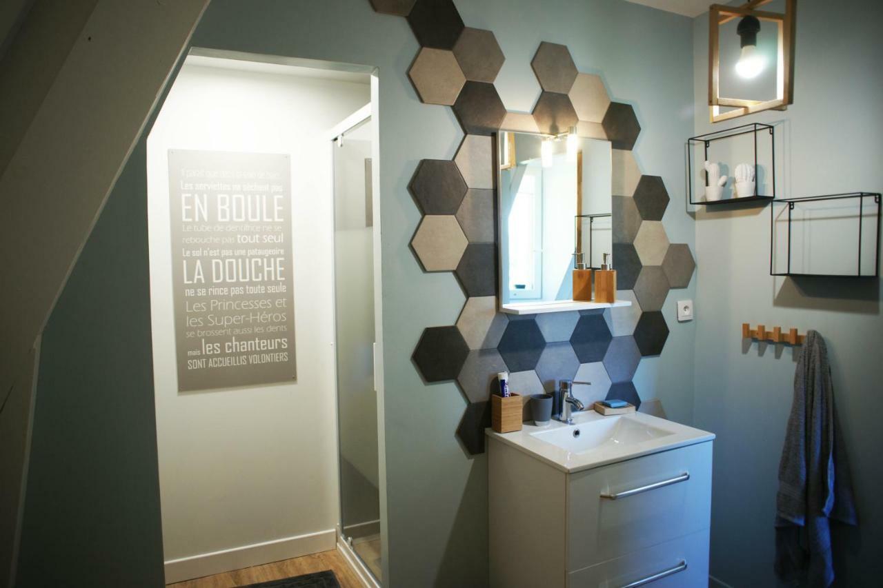 La Maison D A Cote Lacropte Exterior photo
